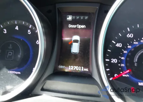 2016 Hyundai Santa Fe Sport 2.4L z USA, uszkodzony, nr VIN 5XYZUDLB3GG378771